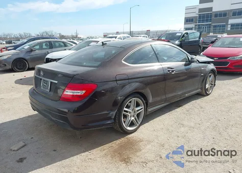2012 Mercedes-Benz C 250 from USA, damaged, VIN WDDGJ4HBXCF879460